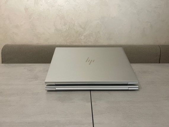 Ультрабук HP EliteBook 860 G10 / 16" (1920x1200) IPS / Intel Core i5-1335U (10 (12) ядер по 3.4 - 4.6 GHz) / 16 GB DDR5 / 512 GB SSD M.2 / Intel Iris Xe Graphics / WebCam / Fingerprint б/в + Подарунок Дротова миша / USB | Зображення 7