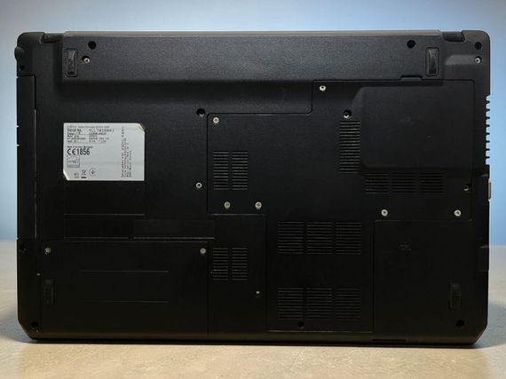 Ноутбук Б-класс Fujitsu LifeBook AH552 / 15.6" (1366x768) TN / Intel Core i3-3120M (2 (4) ядра по 2.5 GHz) / 8 GB DDR3 / 500 GB HDD / Intel HD Graphics 4000 / WebCam б/у | Зображення 5