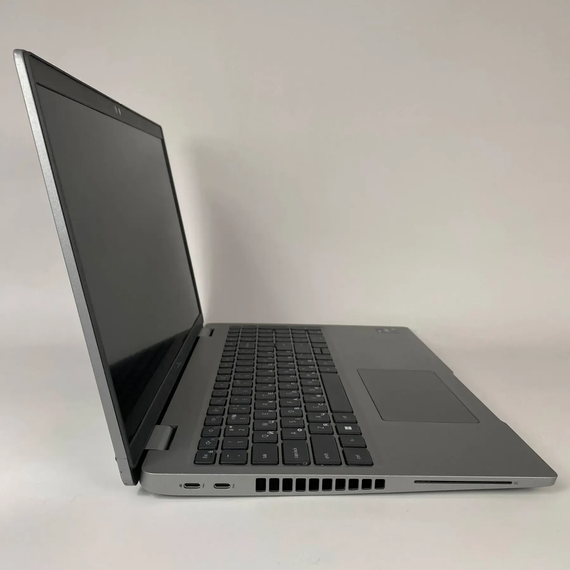 Ультрабук Б-клас Dell Latitude 5530 / 15.6" (1920x1080) IPS / Intel Core i5-1245U (10 (12) ядер по 1.2 - 4.4 GHz) / 16 GB DDR4 / 256 GB SSD / Intel Iris Xe Graphics / WebCam / HDMI б/в + Подарунок Бездротова миша / USB | Зображення 4
