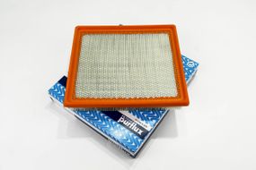 Повітряний фільтр Dodge Avenger 2.7-3.5i 07- /Chrysler Voyager 2.4-3.8i 00-, PURFLUX (A1154)