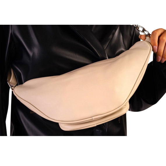 Бананка жіноча з гладкої екошкіри апрікотовий колір. Сумка через плече жіноча | Зображення 2