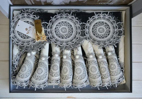 Льняная скатерть с ранером Selin Julide Set 160×350+12 салфеток кремовая | Зображення 2