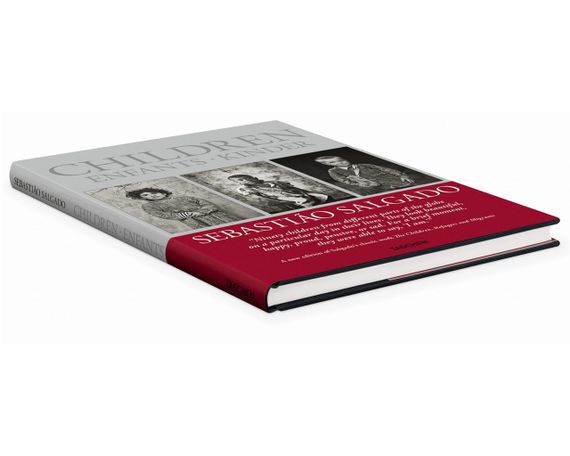 Книга для фотографів Sebastiao Salgado "Children" легендарні фотографи сучасності Себастьян Сальгадо | Зображення 7