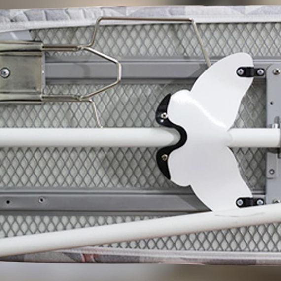 Гладильная доска встроенная, металл с Амортизатором 120*38 Тефлоновый желтые треугольники | Зображення 2