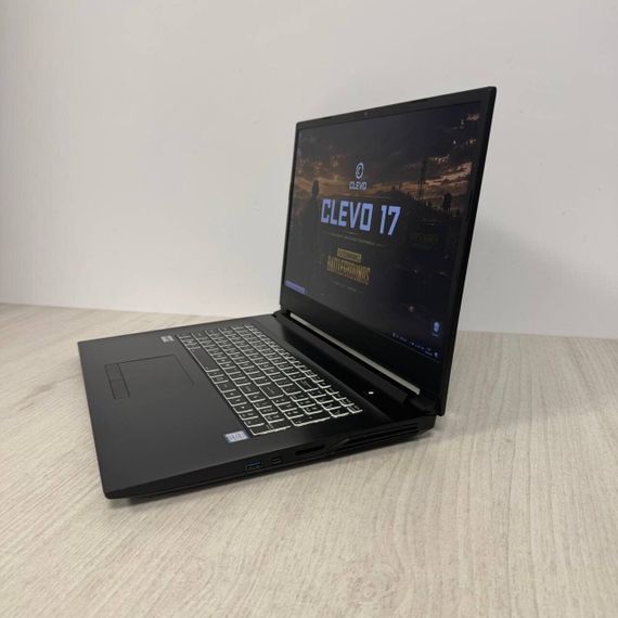 Ігровий ноутбук Б-клас Clevo NH70RC / 17.3" (1920x1080) IPS / Intel Core i7-9750H (6 (12) ядер по 2.6 - 4.5 GHz) / 16 GB DDR4 / 256 GB SSD / nVidia GeForce GTX 1660 Ti, 6 GB GDDR6, 192-bit / WebCam б/в | Зображення 3