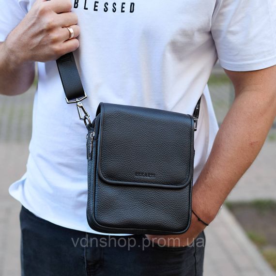 Чоловіча сумка барсетка на одне плече 17.5х22х6 , нагрудний месенджер для телефону, чорний | Зображення 1
