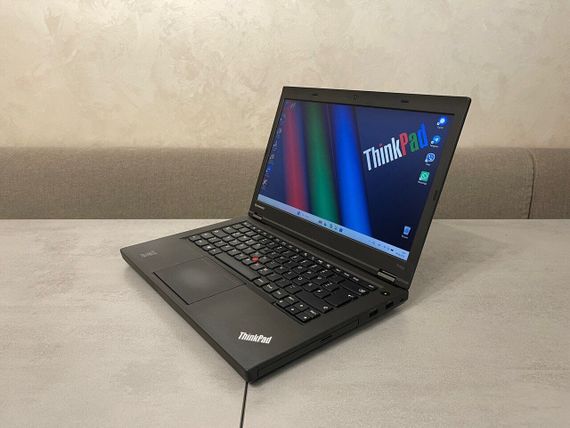 Ноутбук Lenovo ThinkPad T440p / 14" (1366x768) TN / Intel Core i5-4300M (2 (4) ядра по 2.6 - 3.3 GHz) / 8 GB DDR3 / 256 GB SSD / Intel HD Graphics 4600 / WebCam / DVD-ROM б/у + Подарок Проводная мышь / USB | Зображення 5