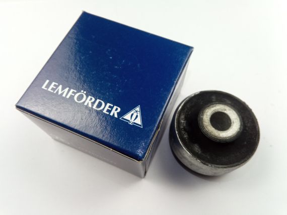 Сайлентблок переднього важеля (задній) A3/TT/Golf IV, Lemforder (27132 01) (8N0407181B)