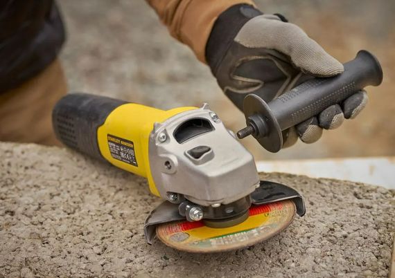 Шліфмашина кутова - болгарка мережева Stanley Fatmax  FMEG225VS | Зображення 1