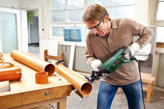 Пила сабельная Bosch PSA 700 E, 710Вт, 2700 г/мин, ход 20мм, 3кг (0.603.3A7.020) | Зображення 1