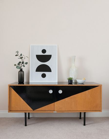 Плівка самоклеюча (самоклейка) d-c-fix 200-1272 0,45 м відріз від 1 до 15 м чорний лак глянець | Зображення 2