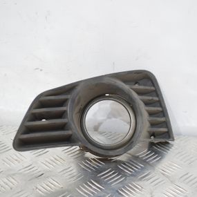 Решітка протитуманної фари ліва Opel Tigra B 2004-2009 Рамка фари птф ліва Опель Тигра Б 93162188