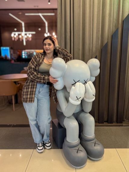 Kaws Companion Passing Through Grey велика колекційна статуетка фігурка 130 см сірий kw006 | Зображення 1