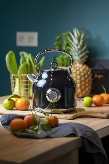 Електрочайник з нержавіючої сталі Adler AD 1346 чорний 1,7 л, 2200 Вт, з термометром | Зображення 7