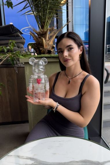 Bearbrick Emotionally Unavailable Clear Red Heart дизайнерська фігурка ведмідь Беарбрік 28 см mb035 білий | Зображення 1