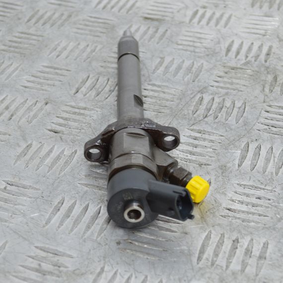 Форсунка 1.6 TDCI Ford C-Max Fiesta V Focus Fusion 2004-2012 (Форд С-Макс Фієста Фокус) 0986435122 | Зображення 1