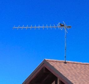 Зовнішня телевізійна антена аналог + цифра DVB-T2 Хвиля 2-24 Light