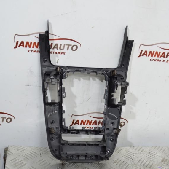 Накладка центральної консолі Audi A4 (B8) Q5 рамка куліси Ауді а4 ку5 8K0864261 | Зображення 1