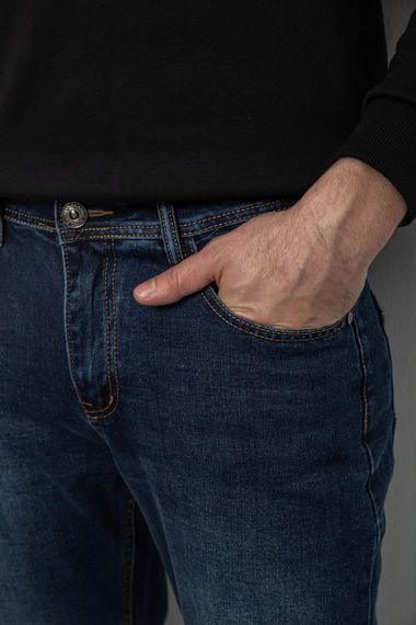 Джинсы мужские прямого кроя, цвет синий, 244R9903 | Зображення 4