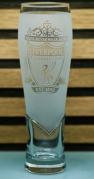 Крафтовий келих 440 мл Ліверпуль з гравіюванням  Скляний келих для фаната ФК Liverpool  Подарунок вболівальнику мат
