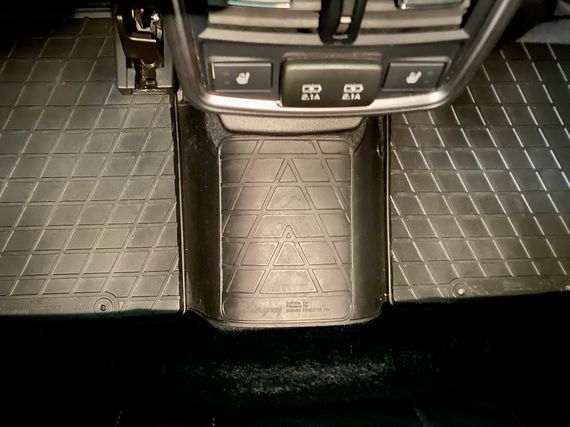 Задняя перемычка коврик (Stingray Premium) для Subaru Forester 2018-2024 гг | Зображення 1