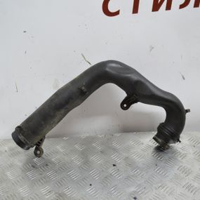 Патрубок інтеркулера 2.0 TDI Volkswagen Passat B6 Touran шланг турбіни Фольксваген Пассат Туран 1K0129654AJ