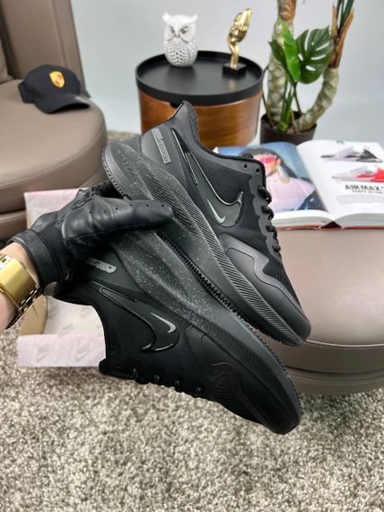 Мужские кроссовки Air Zoom Winflo 8 Shield All Black Space весна / літо / осінь A3644 | Зображення 3