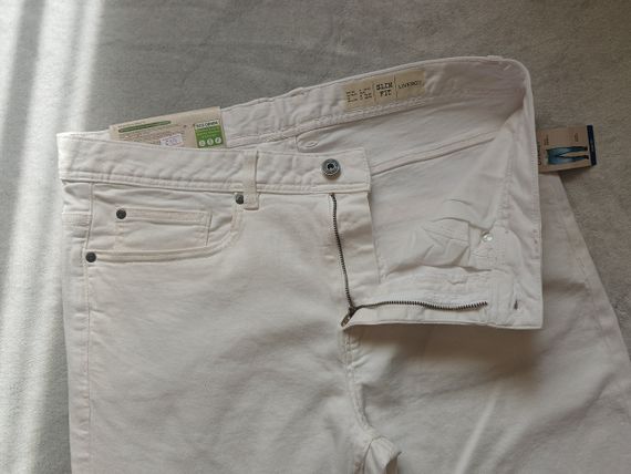 Чоловічі білі завужені джинси Livergy | Зображення 1