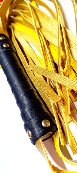 Флогер комбінований зі шкіряною ручкою 31 хвостом завдовжки 36 см Золото sexstyle | Зображення 3