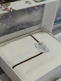 Скатерть Tabe DAISY 160х220смЖаккард Хлопок/Полиэстер