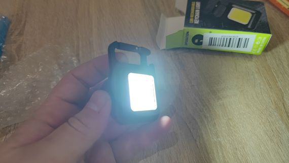 Многофункциональный мощный аккумуляторный фонарик LED Mini X80. Фонарик брелок, магнит, карабин, открывашка | Зображення 8