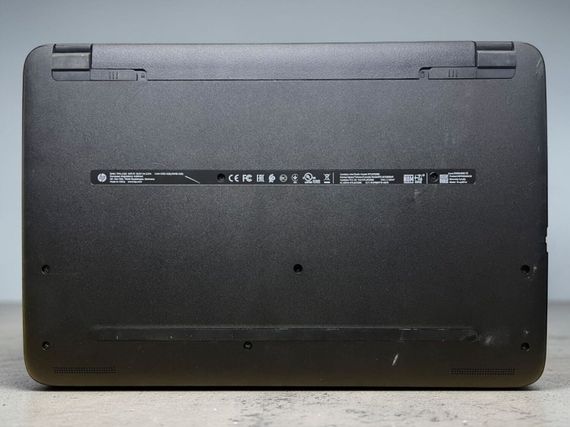 Ноутбук Б-класс HP 15-ay087ur / 15.6" (1366x768) TN / Intel Pentium N3710 (4 ядра по 1.6 - 2.56 GHz) / 8 GB DDR3 / 120 GB SSD / Intel HD Graphics / WebCam б/у | Зображення 4
