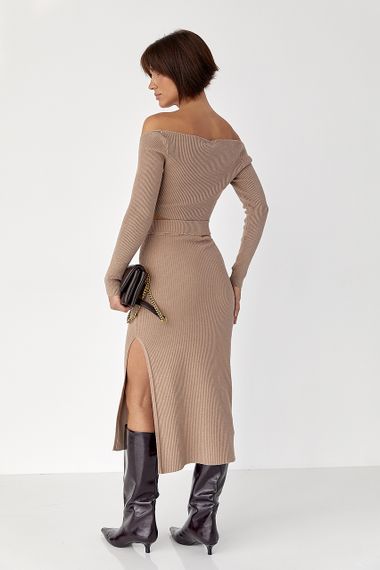 Костюм у рубчик із кроп-топом і спідницею - коричневий цвет, ONE SIZE (є розміри) | Зображення 1