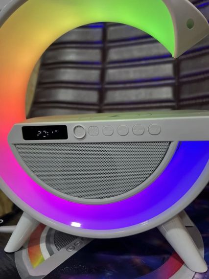 Розумний світильник колонка з будильником та диско кулею/Нічник з бездротовою зарядкою для телефону/Bluetooth-колонка | Зображення 6