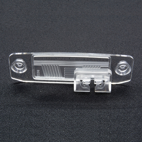 Крепление камера заднего вида, подсветка номерного знака Dodge Attitude MC,  MK3, 2006 ~ 2011