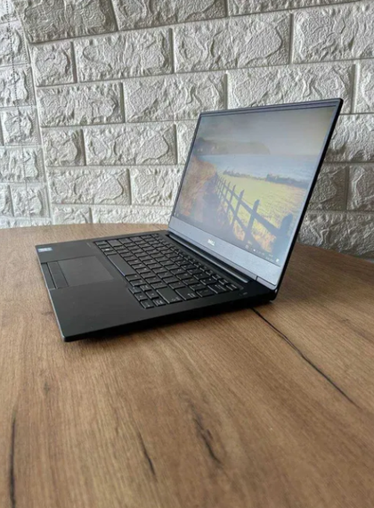 Ноутбук Dell Latitude 7370 13,3" FHD IPS M7-6Y75 16Gb SSD 256Gb Б/В | Зображення 2