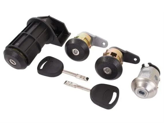 Ford Escort замок зажигания + 2 вставки замков дверей + багажника + ключи, Форд