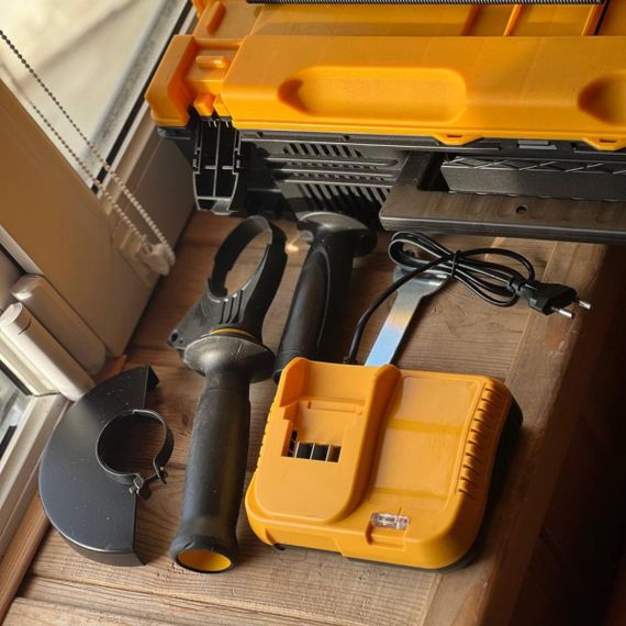 Набір акумуляторних інструментів 4в1 68V з дрилем-шуруповертом, гайковертом, перфоратором та болгаркою в кейсі XPRO 4030-Yellow/Black (47819-40-30_4635) | Зображення 8