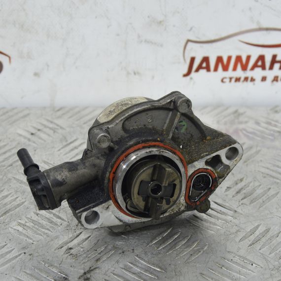 Насос вакуумний 1.4 HDI Citroen C1 C2 C3 Xsara 2002-... Помпа вакуумна Сітроен ц1 ц2 ц3 9658398080