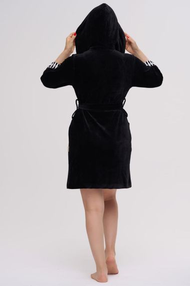 Жіночий велюровий халат Nusa 0527 з капюшоном короткий, чорний XL | Зображення 2