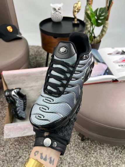 Кросівки Air Max Plus Grey Black Silver , текстиль , В'єтнам 40 25.5 см | Зображення 4