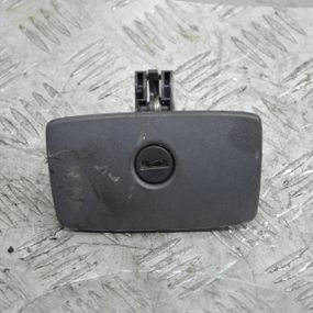 Замок бардачка Hyundai Tucson 2004-2010 Замок бардачка Хюндай Туксон A602