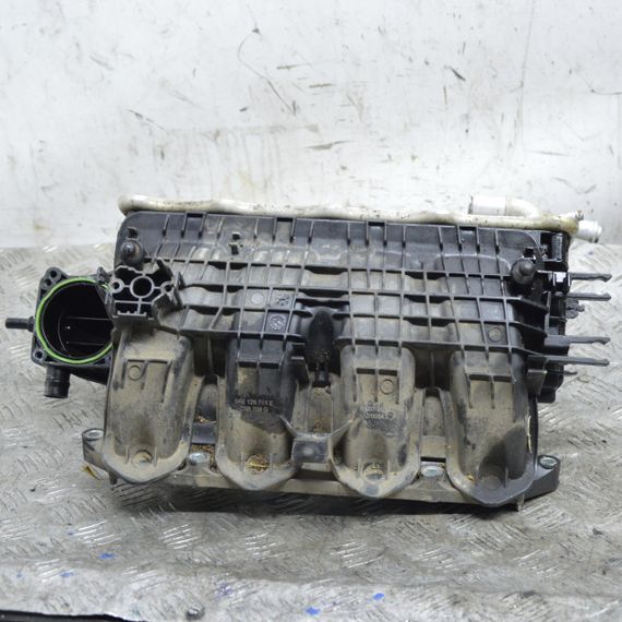 Впускний колектор 1.2 / 1.4 TSI Volkswagen Golf Passat 2008-2024 Колектор впускний Фольксваген 04E129711E