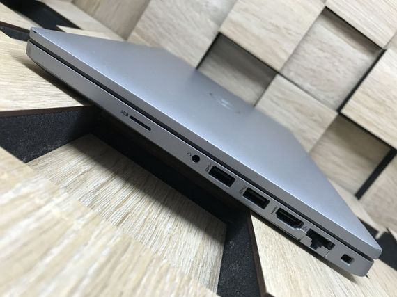 Ультрабук Б-класс Dell Latitude 5420 / 14" (1920x1080) IPS / Intel Core i7-1185G7 (4 (8) ядра по 3.0 - 4.8 GHz) / 8 GB DDR4 / 256 GB SSD M.2 / Intel Iris Xe Graphics / WebCam / Windows 10 б/у | Зображення 5