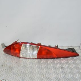 Ліхтар задній лівий Ford Mondeo III Mk3 універсал Форд Мондео 3 1S7113405C 1S71-13405-C
