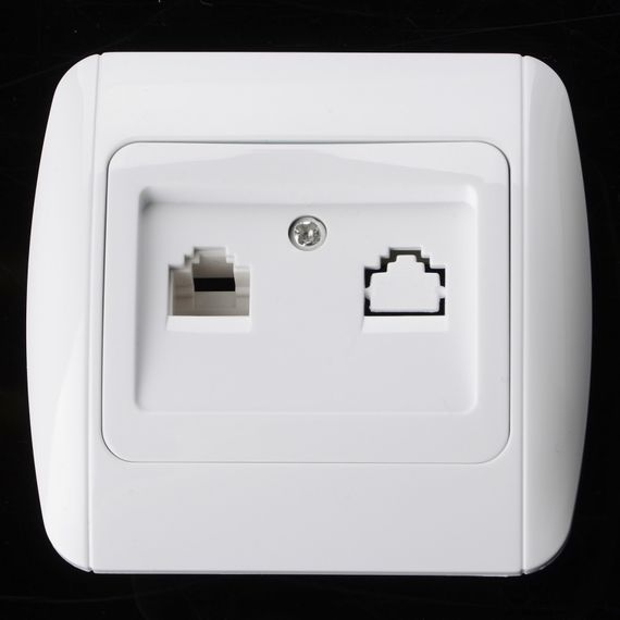 Розетка компьютерная белая MB-1PC wh