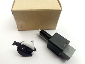 Датчик вмикання гальма (педалі) Hyundai/KIA, MOBIS (938103S700) (93810-3S700)