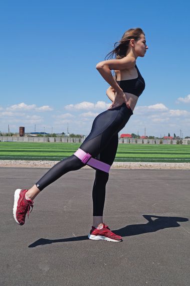 Тканева гумка для фітнесу та спорту PowerPlay 4111 Hip Band M Medium Рожева (d_76cm) | Зображення 5