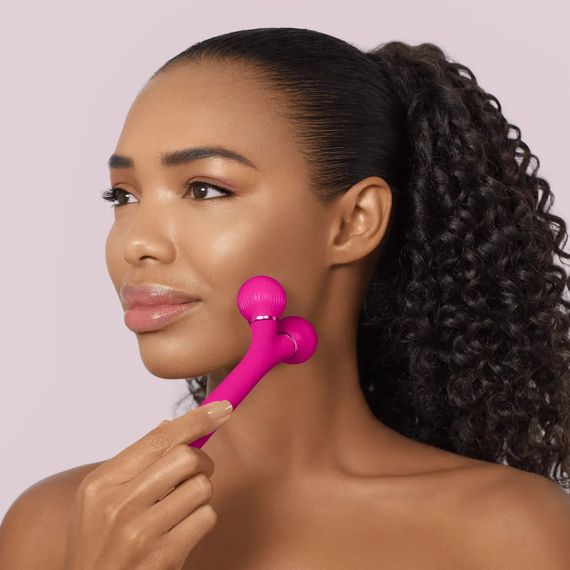 Електронний ультразвуковий ролик для обличчя GESKE Sonic Facial Roller 4в1 gray, Малиновий | Зображення 3