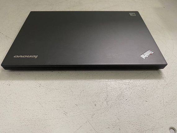 Ноутбук Lenovo ThinkPad T450s / 14" (1600x900) TN / Intel Core i5-5300U (2 (4) ядра 2.3 - 2.9 GHz) / 8 GB DDR3 / 128 GB SSD / Intel HD Graphics 5500 / WebCam б/у | Зображення 4